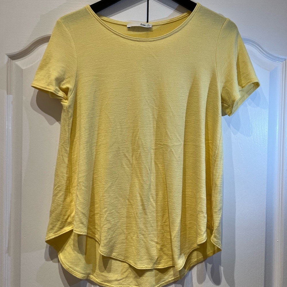 Wilfred Free T-Shirt Size M
